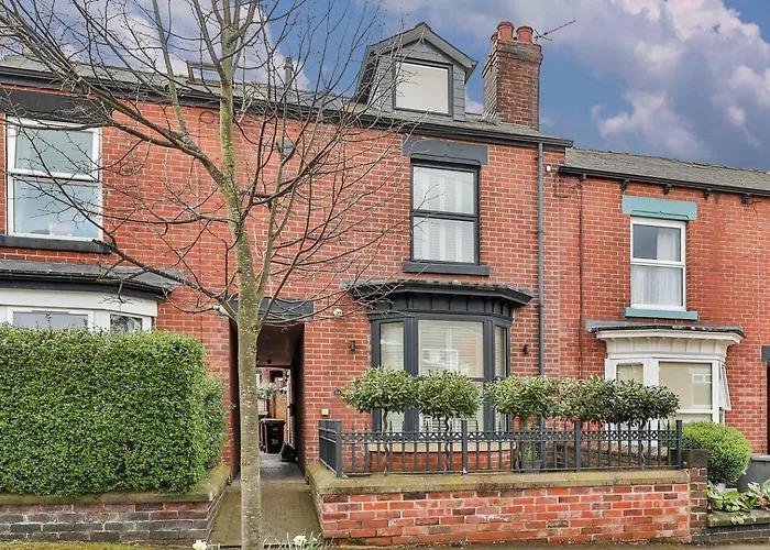 Spacious, High Spec & Modern Sheffield